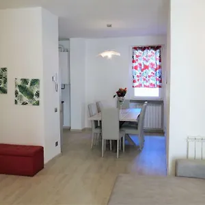 Feel At - Casa Alexandra , Lovere Italia